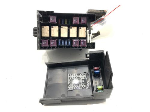 Fuse box SUZUKI SWIFT III (MZ, EZ) 1.3 DDiS (RS413D) | BP39313927E1 - Image 3