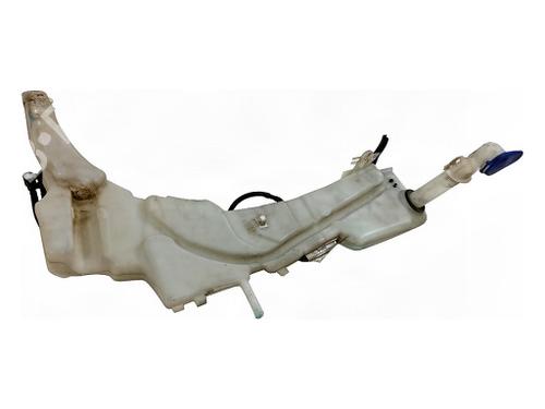 Used Windscreen washer tank Windscreen washer tank FORD KUGA I 2.0 TDCi 4x4 (163 hp) 40457771 40457771