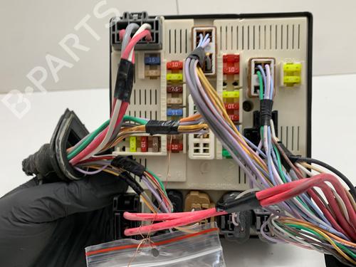 Fuse box RENAULT MEGANE III Hatchback (BZ0/1_, B3_) 1.6 16V (BZ1B, BZ1H) | BP39368576E1 - Image 3