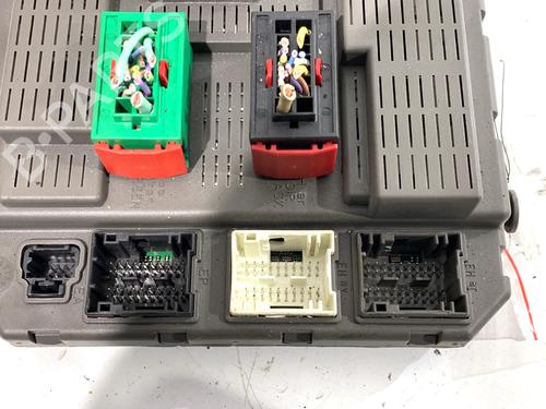 Fuse box CITROËN C8 (EA_, EB_) 2.0 HDi | BP39298429E1 - Image 3