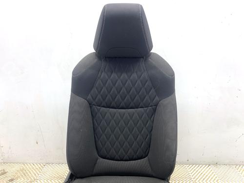 Right front seat TOYOTA COROLLA Saloon (_E21_) 1.6 VVTi (ZRE210) | BP39339939C16 - Image 2