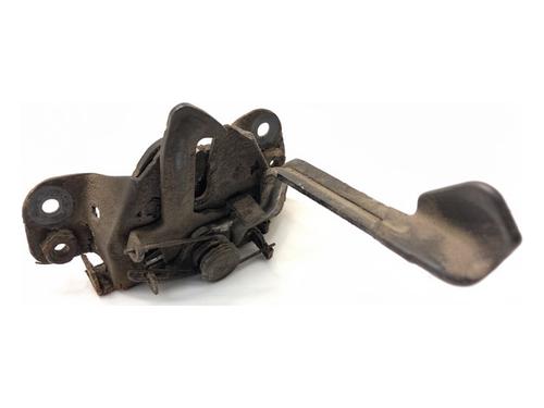Used Hood lock Hood lock 39352640 39352640