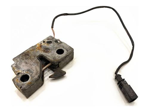 Fechadura do capot Fechadura do capot SKODA OCTAVIA III (5E3, NL3, NR3) 1.8 TSI (180 hp) 39357280 39357280