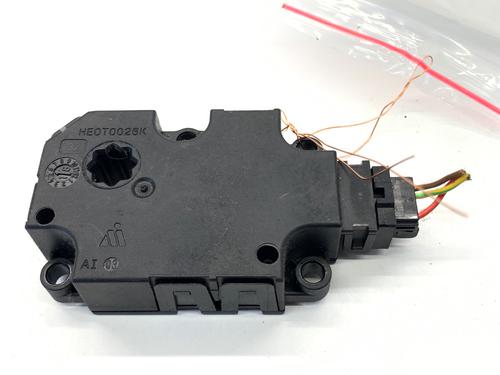 heater-blower-motor-audi-a4-b9-8w2-8wc-2015-39334708 main image