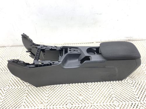 Used Middle console Middle console 39307193 39307193