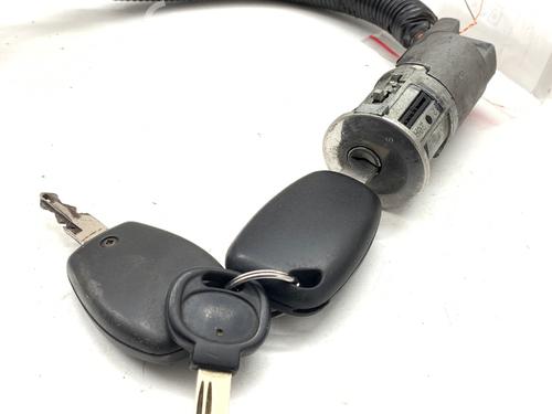 Switch RENAULT TRAFIC II Bus (JL) 1.9 dCI 80 (JL0B) | BP39377855I30 - Image 2