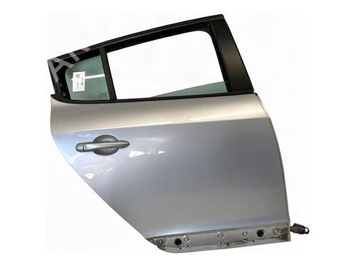 right-rear-door-renault-megane-iii-hatchback-bz01_-b3_-2008-39368142 main image
