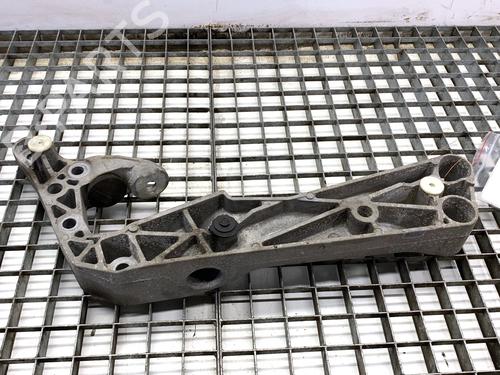 gearbox-mount-bmw-x4-g02-f98-2018-39335896 main image