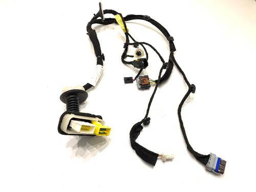 Used Wiring harness Wiring harness 39303505 39303505