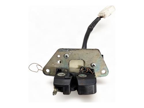 Used Tailgate lock Tailgate lock ALFA ROMEO 159 (939_) 1.9 JTDM 16V (939AXC1B, 939AXC12) (150 hp) 40521982 40521982