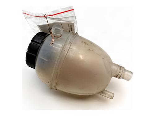 Used Expansion tank Expansion tank MERCEDES-BENZ SPRINTER 3,5-t Van (B907, B910) eSPRINTER (910.633) (116 hp) 40522440 40522440