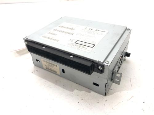 radio-volvo-s60-ii-134-2010-2011-2012-2013-2014-2015-2016-2017-2018-2019-39273664 main image