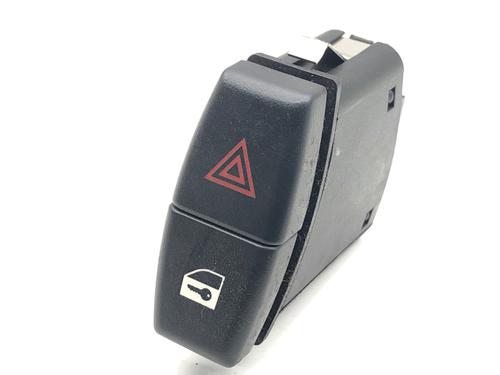 warning-switch-bmw-x1-e84-2009-2010-2011-2012-2013-2014-2015-39324715 main image