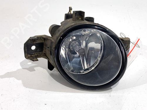 Used Left front fog light Left front fog light 39304022 39304022