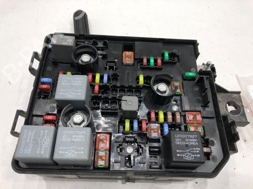 Fuse box OPEL CORSA E (X15) 1.4 (08, 68) | BP39290419E1 - Image 2