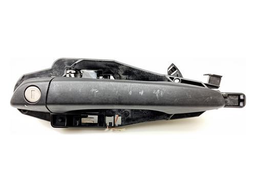 Used Front left exterior door handle Front left exterior door handle 39359423 39359423