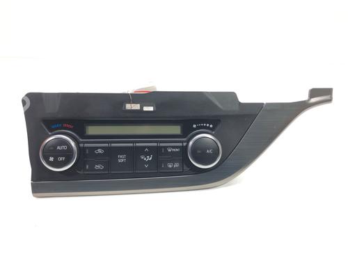climate-control-toyota-auris-_e18_-2012-2013-2014-2015-2016-2017-2018-2019-39282240 main image