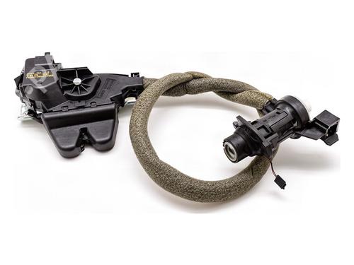 tailgate-lock-mercedes-benz-cls-c218-2011-2012-2013-2014-2015-2016-2017-39366355 main image
