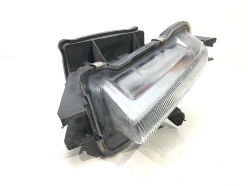 Left front fog light CHEVROLET CAMARO 2.0 Turbo | BP39270156C30 - Image 3