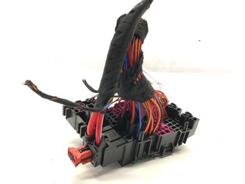 Fuse box SKODA KAMIQ (NW4) 1.0 TSI | BP39312334E1 - Image 3