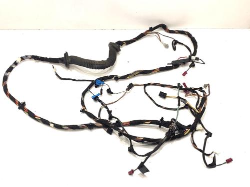 Used Wiring harness Wiring harness 39323298 39323298