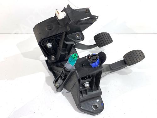 Pedal RENAULT MASTER III Van (FV) 2.3 dCi 165 FWD (FV0P, FV0U, FV11, FV12, FV1E) | BP39344060I4 - Image 2