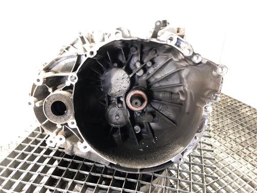 gearbox-volvo-v40-hatchback-525-2012-2013-2014-2015-2016-2017-2018-2019-39286395 main image