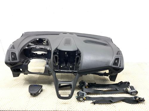 dashboard-ford-transit-connect-mpv-2013-39303687 main image