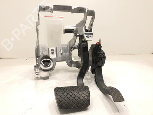 pedal-audi-a4-b8-8k2-2007-2008-2009-2010-2011-2012-2013-2014-2015-2016-2017-39297448 main image
