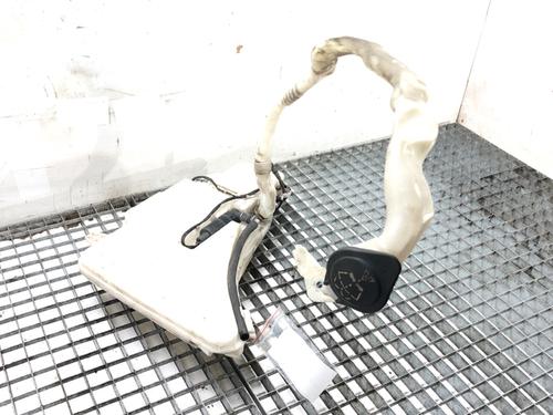 windscreen-washer-tank-bmw-5-f10-2009-2010-2011-2012-2013-2014-2015-2016-39280682 main image