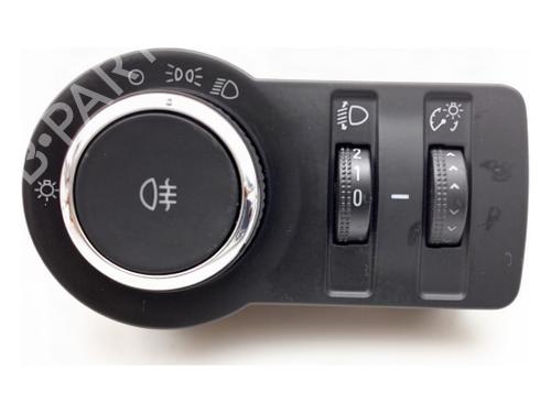 Used Headlight switch Headlight switch OPEL ASTRA J (P10) 1.7 CDTI (68) (110 hp) 40558542 40558542