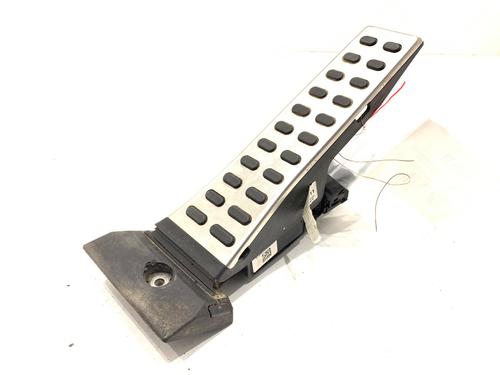 Used Pedal Pedal 39286994 39286994