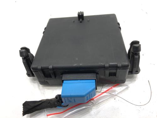 Electronic module VW PASSAT B6 Variant (3C5) 2.0 TDI | BP39306610M83 - Image 2