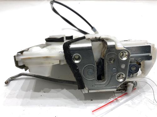 front-left-lock-suzuki-swift-iii-mz-ez-2005-39316029 main image