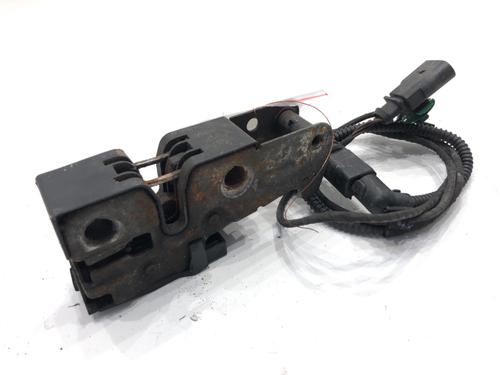 hood-lock-vw-cc-b7-358-2011-2012-2013-2014-2015-2016-2017-39351920 main image