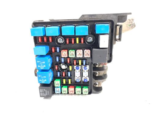 Used Fuse box Fuse box 39287582 39287582