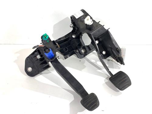 Used Pedal Pedal 39325182 39325182