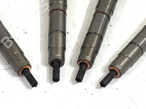 Injector SEAT LEON (1P1) 2.0 TDI | BP39374504M100 - Image 2