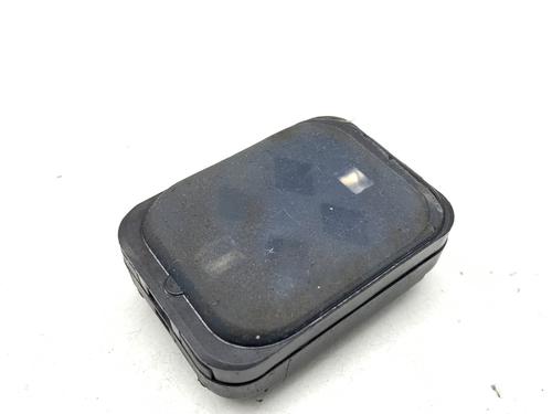 Electronic sensor VW PASSAT B7 Variant (365) 2.0 TDI | BP39372679M84 - Image 2