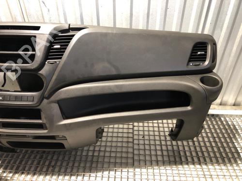 Dashboard IVECO DAILY VI Platform/Chassis 33S16, 35S16, 35C16, 40C16, 42S16, 50C16 | BP39735913C46 - Image 4