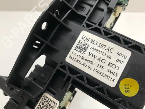 Steering column stalk SEAT LEON ST (5F8) 2.0 TDI | BP39356153I23 - Image 4