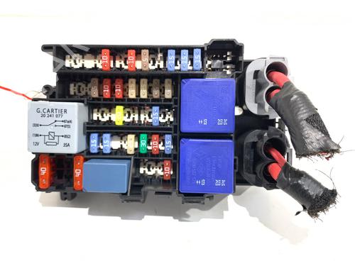 fuse-box-renault-megane-iii-hatchback-bz01_-b3_-2008-39298586 main image
