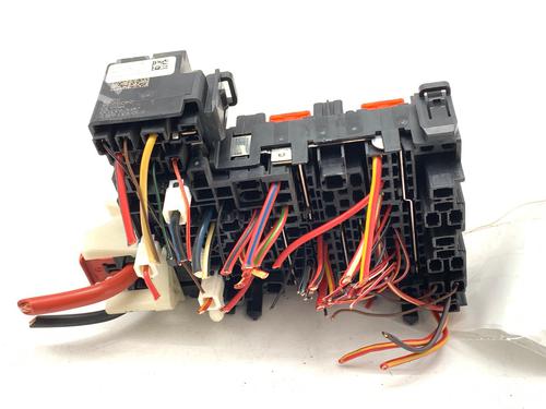 Fuse box VW ARTEON (3H7, 3H8) 2.0 TDI | BP39359983E1 - Image 2
