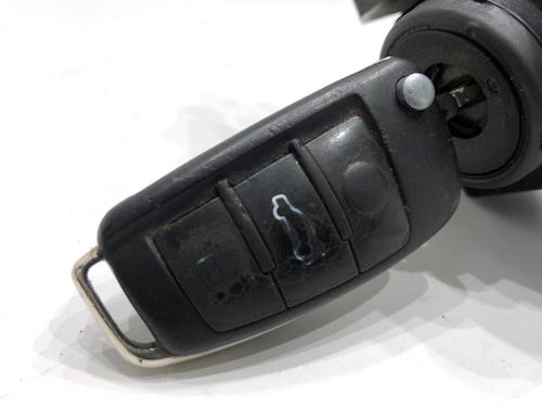 Switch AUDI Q7 (4LB) 3.0 TDI quattro | BP39350725I30 - Image 2