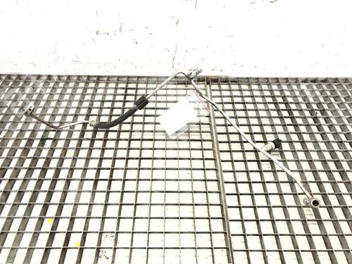 Used AC pipe AC pipe SKODA OCTAVIA III (5E3, NL3, NR3) 1.6 TDI (110 hp) 39285524 39285524