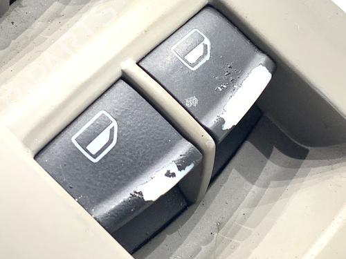 Switch AUDI A6 C6 Avant (4F5) 2.0 TFSI | BP39299508I30 - Image 2