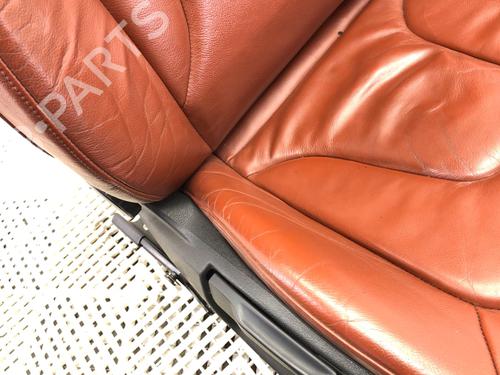 Right front seat AUDI A4 B8 Avant (8K5) 2.0 TDI | BP39306924C16 - Image 6
