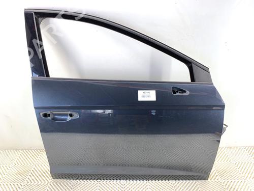 right-front-door-seat-leon-5f1-2012-2013-2014-2015-2016-2017-2018-2019-2020-2021-39338210 main image
