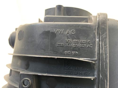 Air filter box VW PASSAT B6 (3C2) 2.0 FSI | BP39347679M87 - Image 5