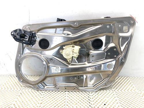 Used Front right window mechanism Front right window mechanism MERCEDES-BENZ E-CLASS (W212) E 300 CDI (212.020) (204 hp) 39352686 39352686
